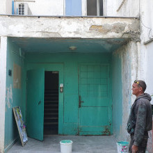 Стартовал ремонт входных групп по ул.Димитрова д.17